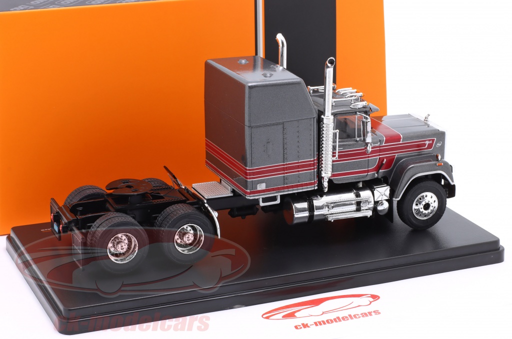 Miniature Camion Mack Superliner Magnum 1985 - Ixo 1/43 - Collection