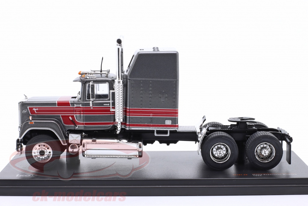 Camion Miniature Mack Superliner Magnum 1985 - IXO 1/43 - Modèle Métal Gris - Neuf En Boîte