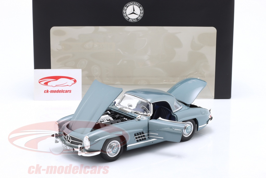 NOREV MERCEDES BENZ 300 SL Roadster dark red 1957 1/18 183891 EUR 105