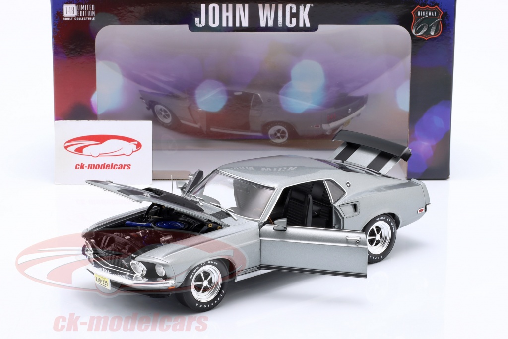 WELLY 1969 FORD Mustang Boss Gt Fastback 429 Noir 1/24 Modèle Moulé Sous Pression EUR 35,08