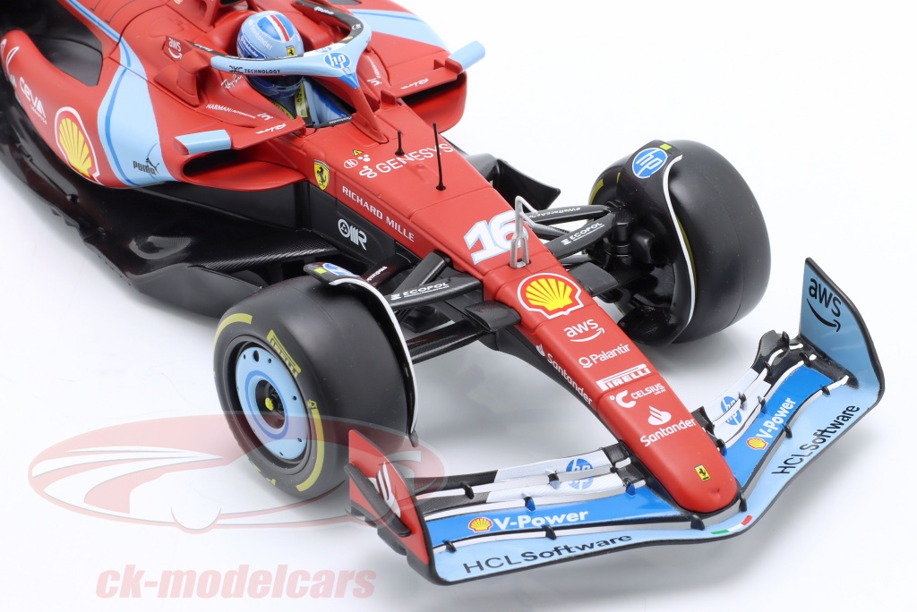Bburago - Ferrari SF-24#16 Charles Leclerc Imola GP 2024, schaal 1:43, diecastmodel met helm en displaykoffer, realistische details, officiële Ferrari-licentie, leeftijd 14