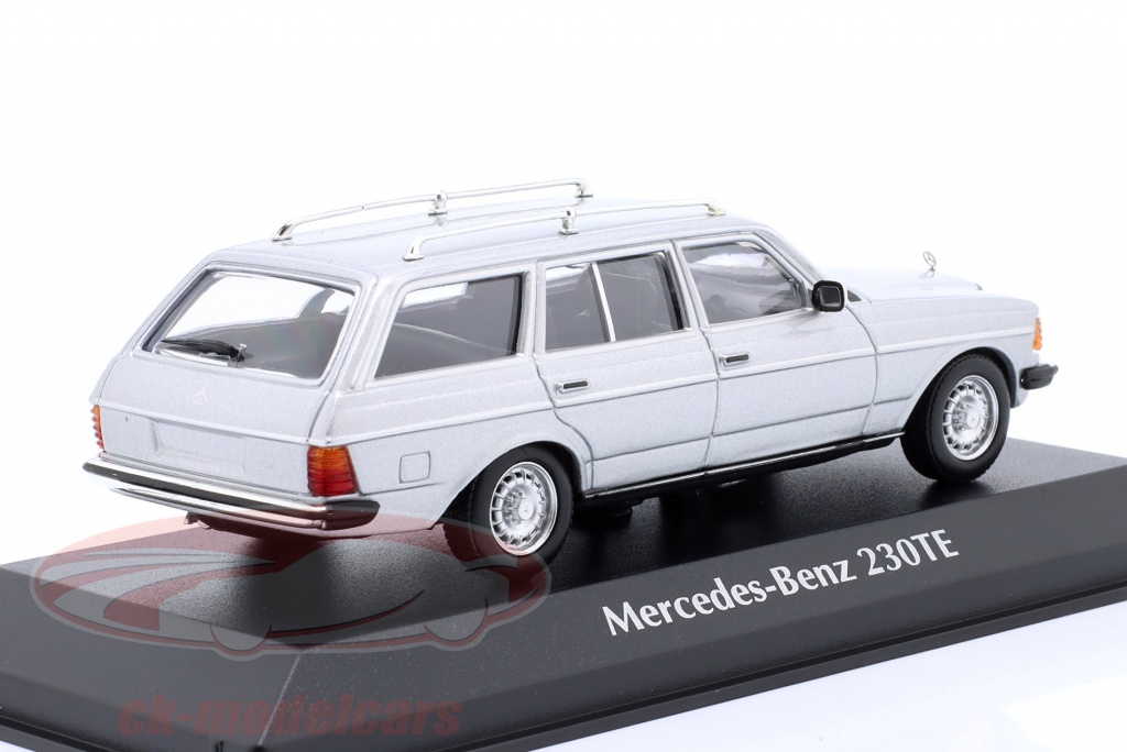 MAXICHAMPS 1/43 - Mercedes-Benz 230 Te (W123) - 1982 940032212 EUR 39