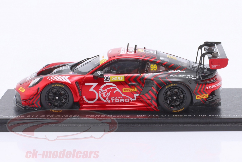 Spark 1:43 Limit #004/ Porsche 911 (992) GT3 R #99 6th FIA