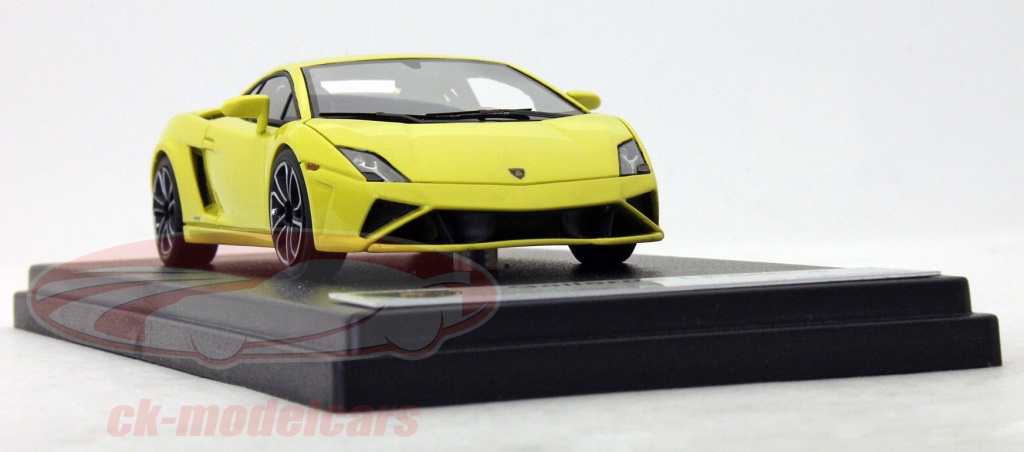 1/43 LOOK SMART ランボルギーニ　ガヤルド　イエロー　黄色 1/43 LOOK SMART ランボルギーニ ガヤルド イエロー 黄色 - メルカリ