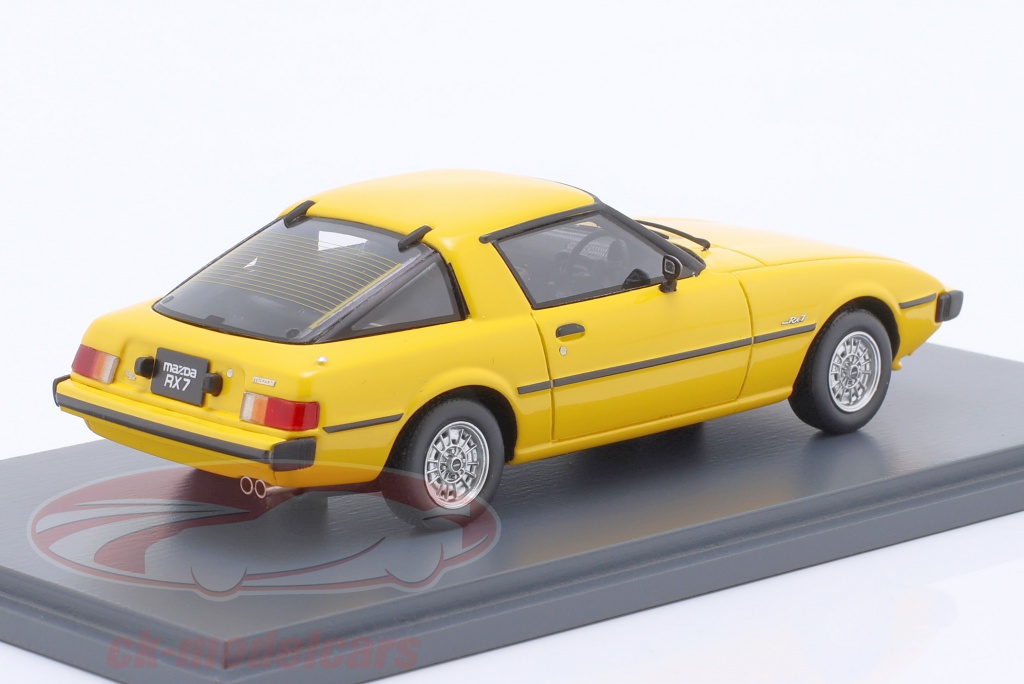 Hachette 1:43 Mazda RX-7 Savanna Année De Construction 1978 Vert Metallique Magjpsavanna