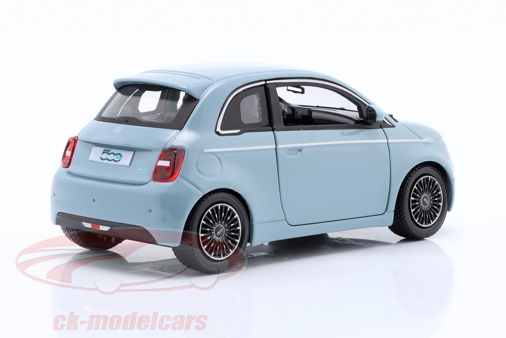 Modèle Réduit Burago 1:24 – Fiat 500E électrique 2021 – Couleur Blanche – Référence BU21110WH