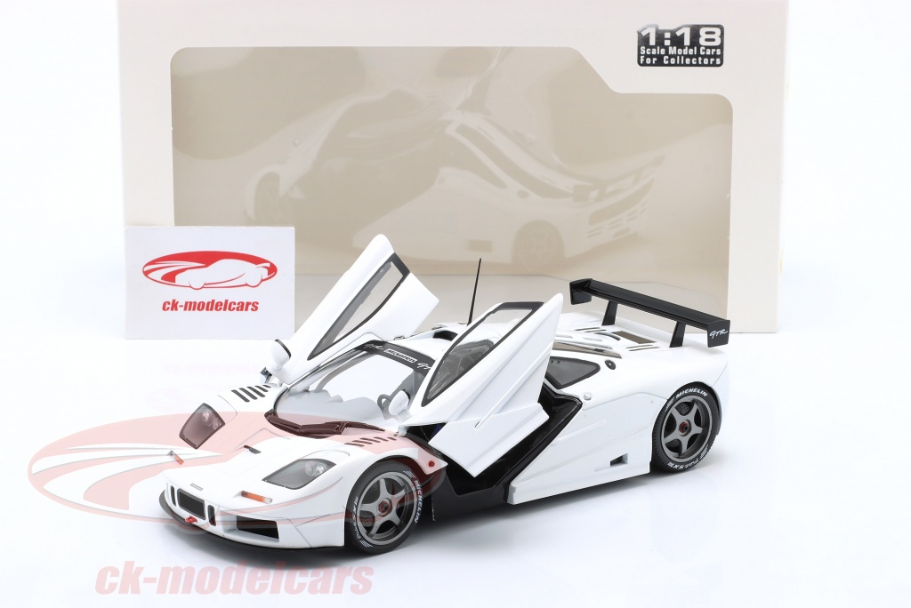 McLaren F1 GTR Short Tail 1996 - 1/18 Solido S1804108 - Blanc