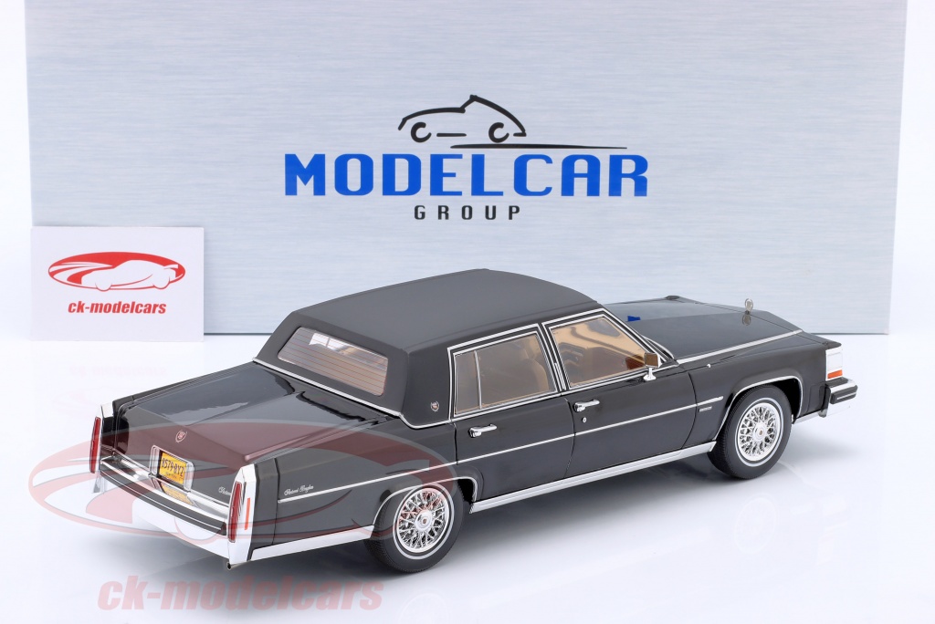 1/18 Ölçek MCG 1982 Cadillac Fleetwood Brougham Diecast on - 1292878684