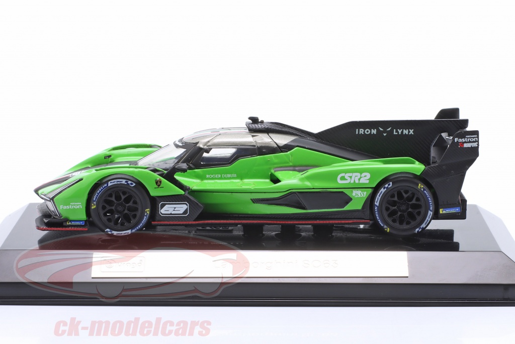 Bburago - Lamborghini Huracán Super Trofeo EV02 avec vitrine d'exposition à l'échelle 1:43, Voiture Diecast Verte, réplique détaillée de Supercar, Licence Officielle, 14