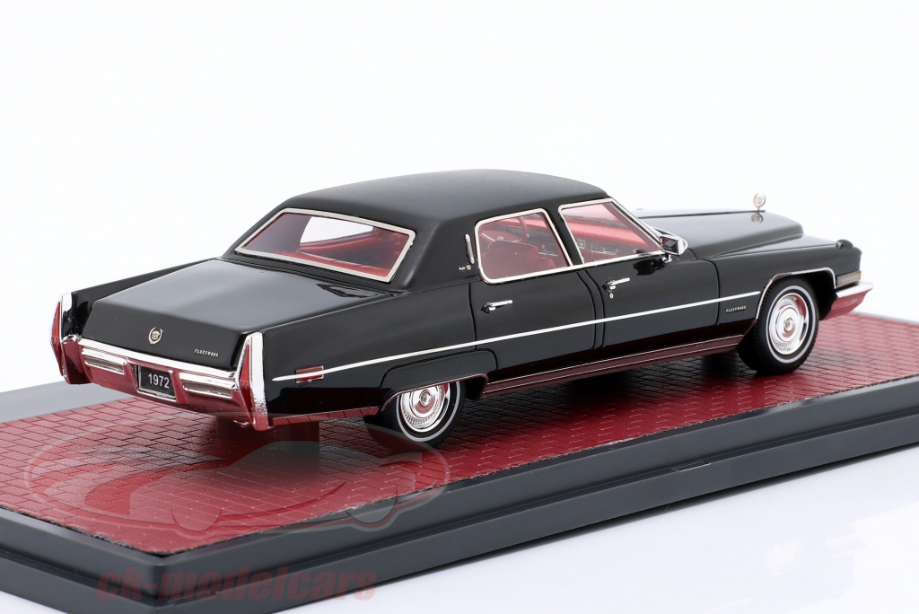 Cadillac Fleetwood Sixty Brougham 1972 beige (Matrix) 1/43e Cadillac Fleetwood Sixty Brougham 1972 beige (Matrix) 1/43e