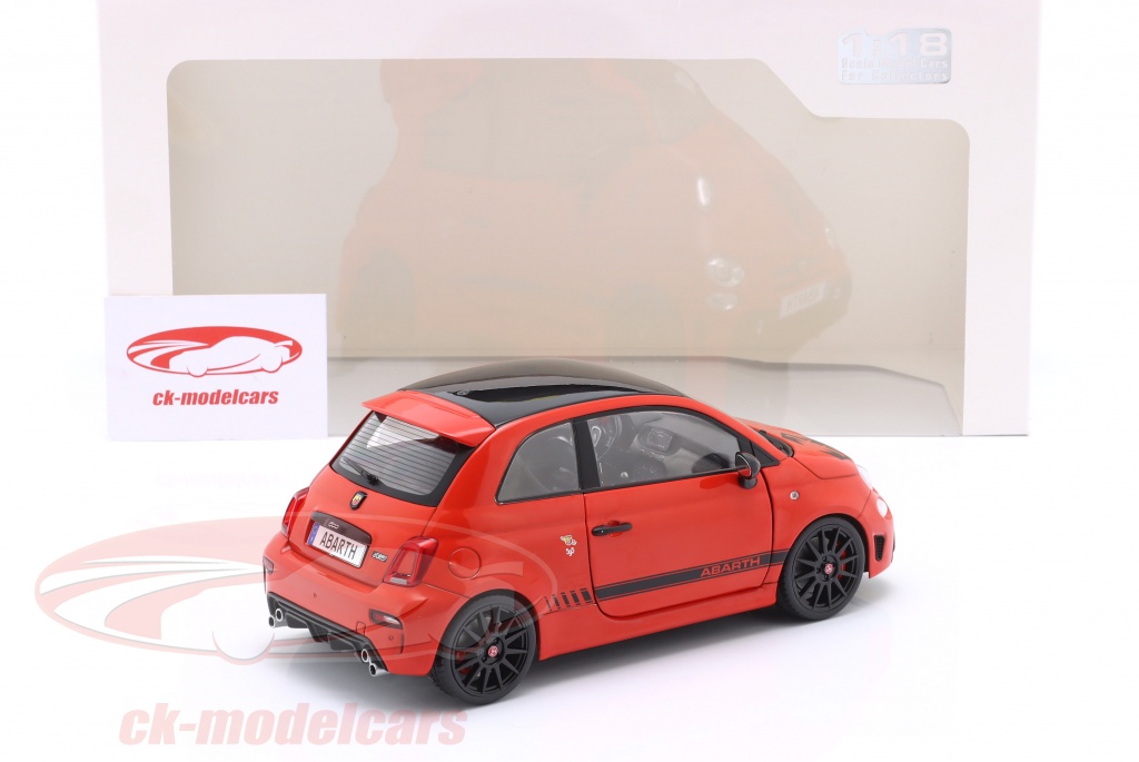 Modellino Fiat F595 Abarth 2023 – Verde Adrenalina – Scala 1/18 – Solido S1811307 - Foto 4