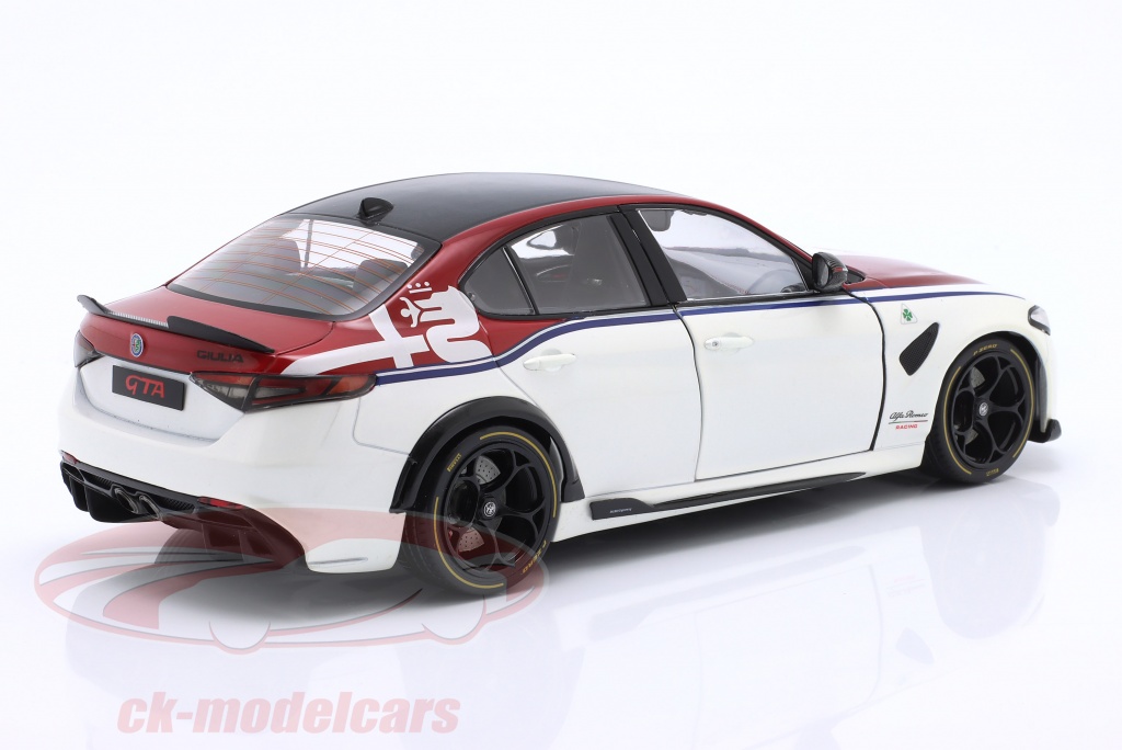 Voiture miniature ALFA ROMEO GIULLIA GTA ANODIZED BLUE 2022 - Collection