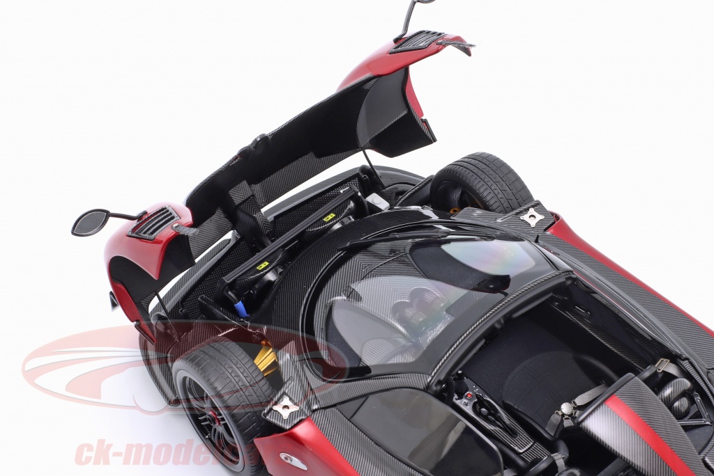 Almost Real ALM856121 – Pagani Zonda Cinque Roadster 2009, Rouge, 1/18, Prévente