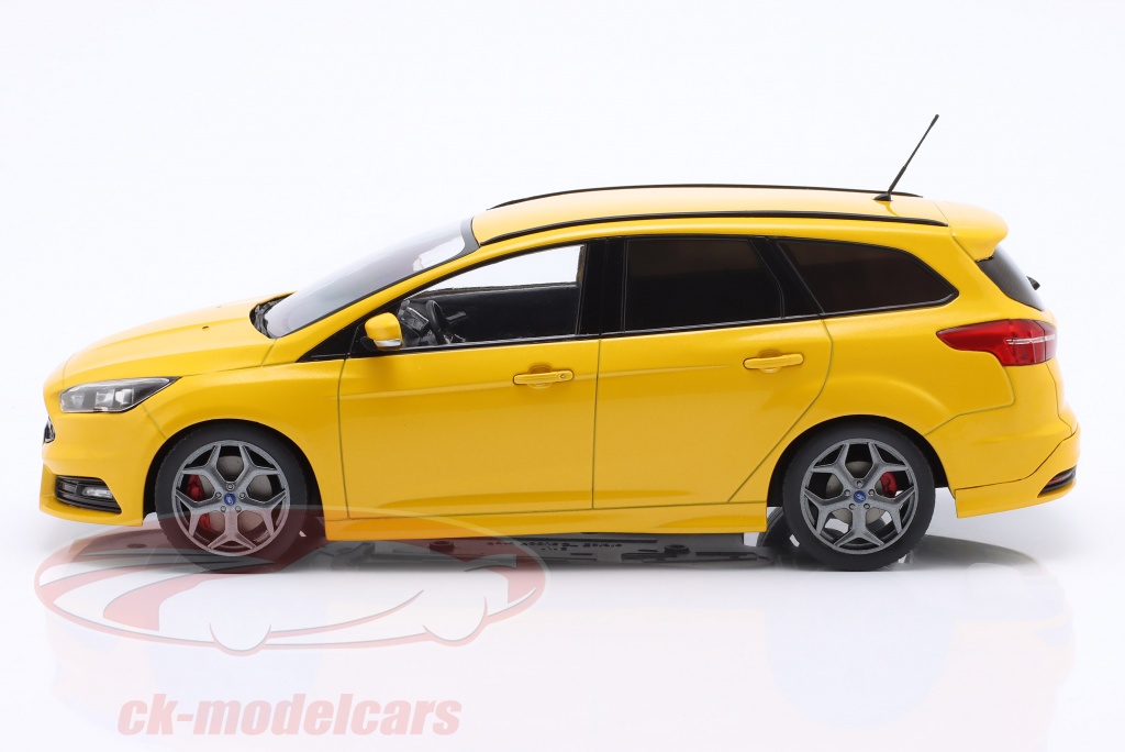 Modèle Réduit Ford Focus ST Turnier SW 2014 - Échelle 1:18 - Jaune - Marque MCG - Réf. MCG18464