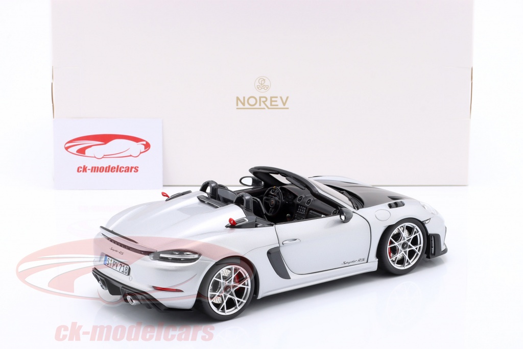 Norev 1/18 Porsche 718 Spyder RS 2023 – Métal – Neuve