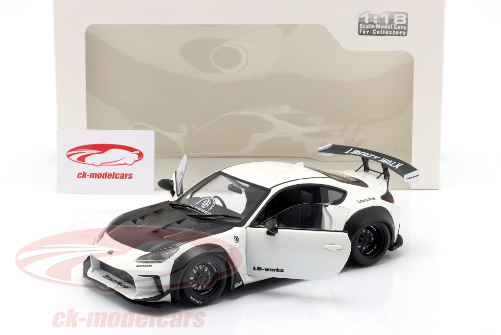 Solido 1:18 Toyota GR86 LBWK Body Kit 2024 pearl white S1813602 model ...