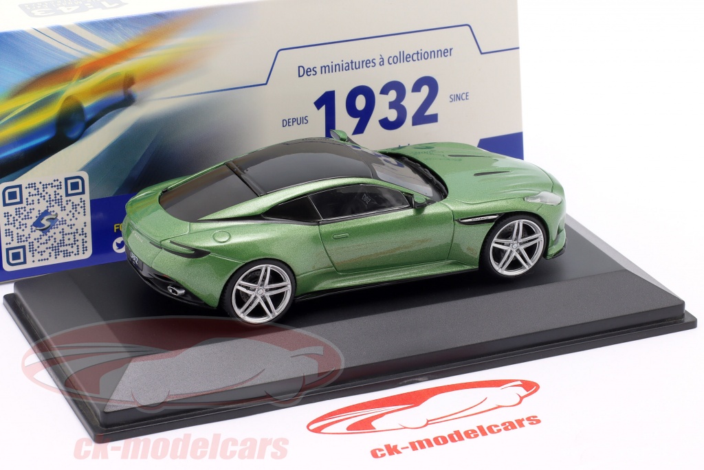 Aston Martin DB12 Coupe - 1:43 - Solido