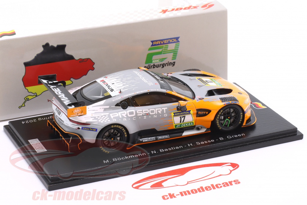 SPARK-MODEL S3732 Scale 1/43 | ASTON MARTIN VANTAGE ASTON MARTIN RACING GULF N 97 19th 24h LE