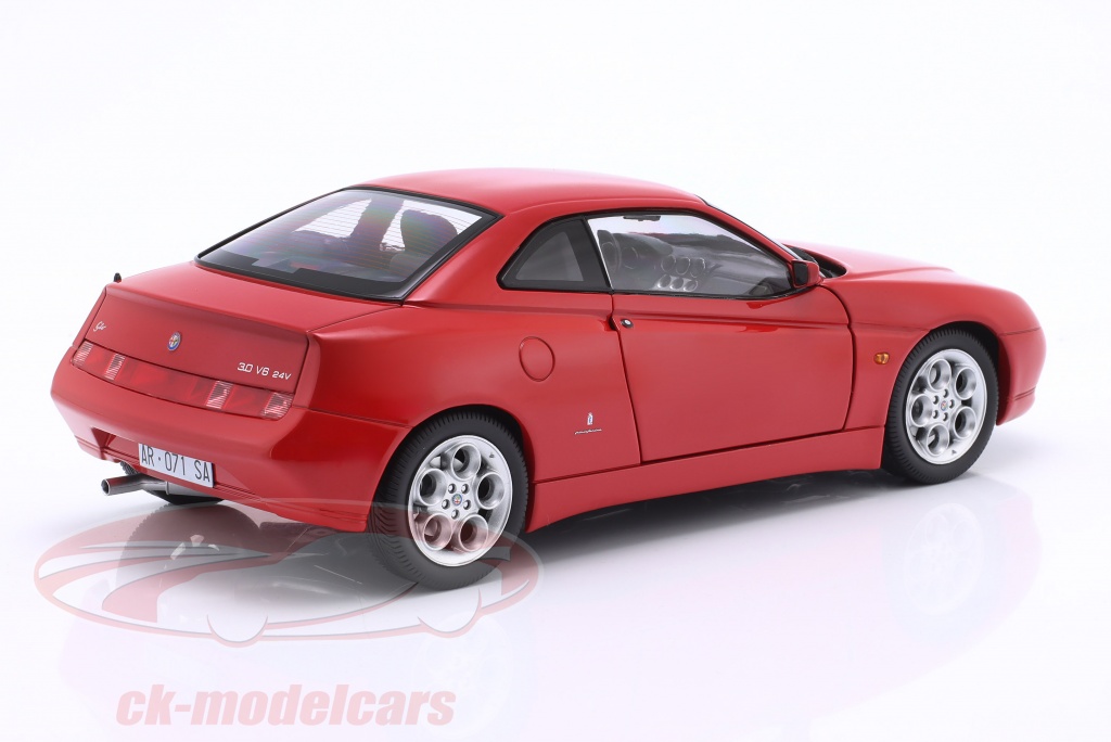 Modèle Réduit 1:18 Alfa Romeo GTV 3.0 V6 1998 Rouge - MITICA - Neuf