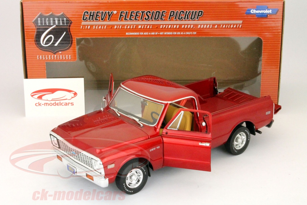 Universal Hobbies 1/18 – Chevrolet Deluxe Coupé 1941 – Noir – Réf 4462