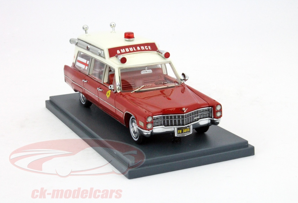 CADILLAC S&S HIGH TOP AMBULANCE NEO 1:43 de reference 43895