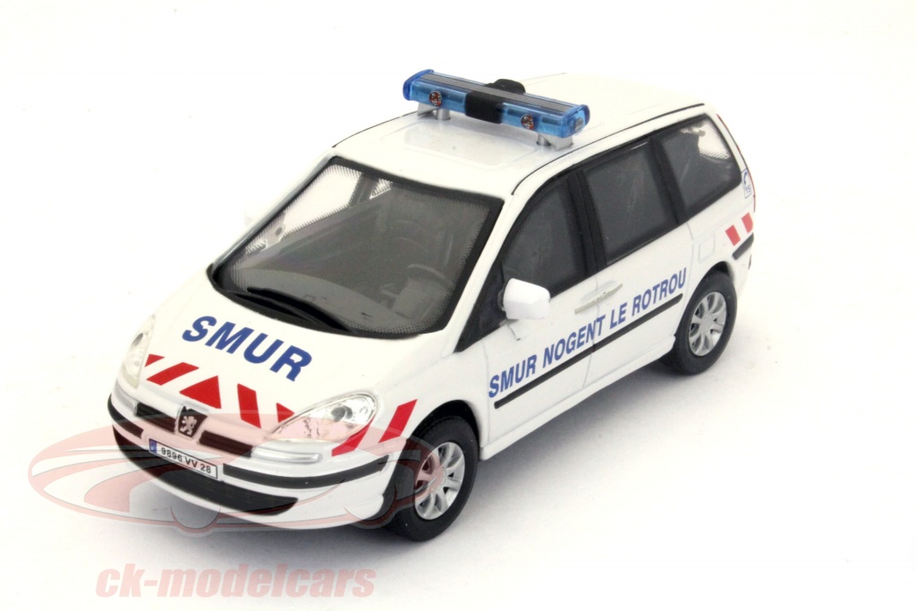 Mondo CAMP AGO 2012 – Peugeot Expert Miniature 1/43 (occasion, Très Bon état + Boîte)