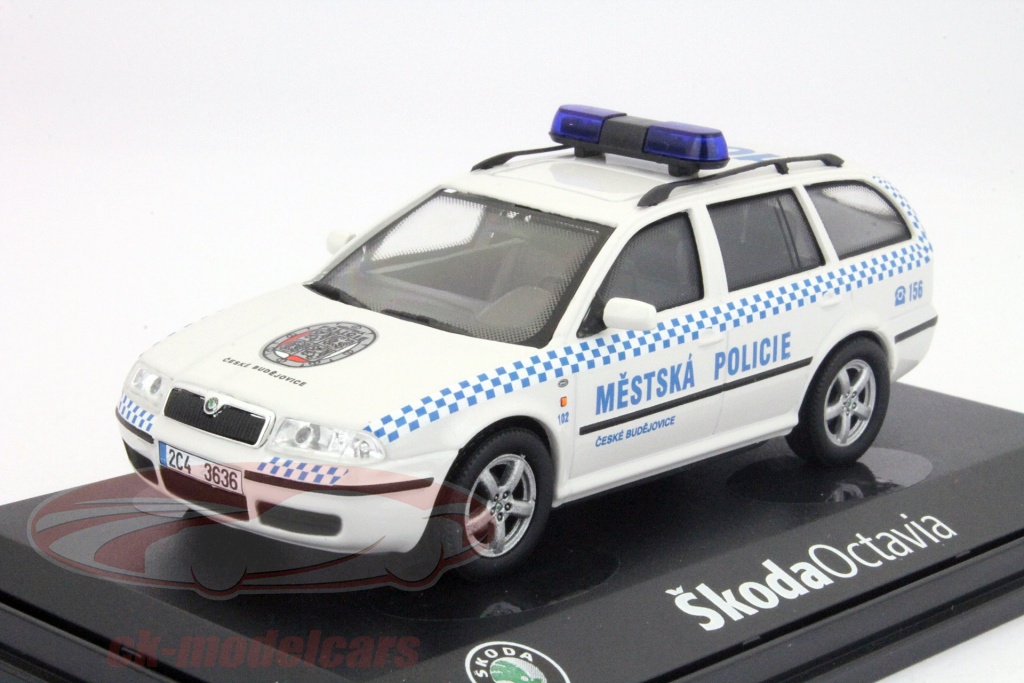 ABREX 243ABSX 001XA5 ŠKODA POLICE set od Veřejné Bezpečnosti k Policii 1:43