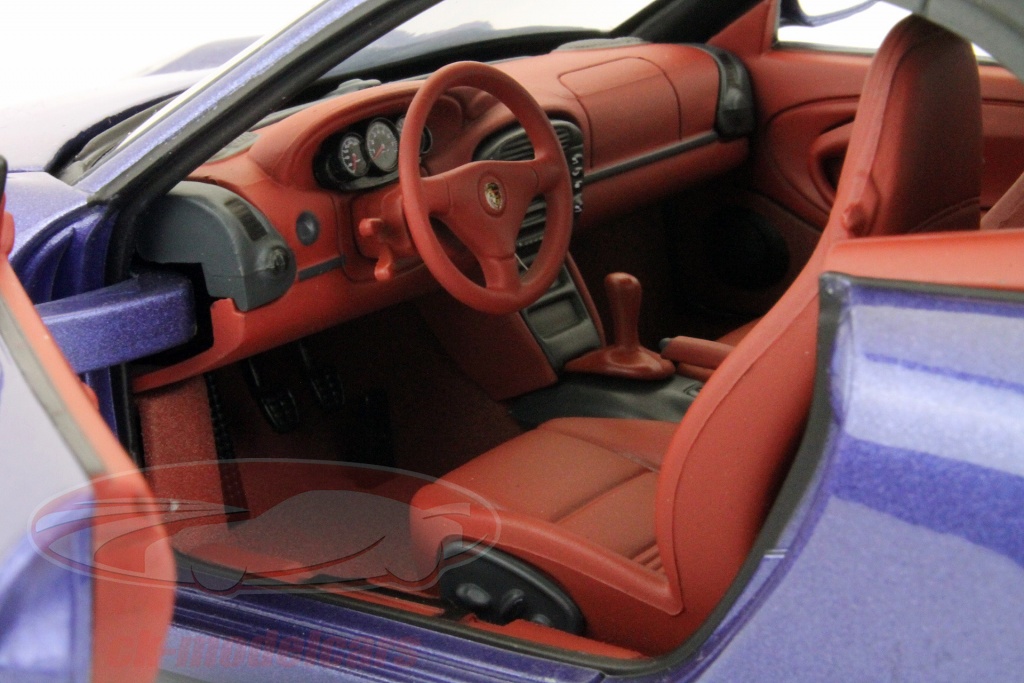 PORSCHE 911 996 Cabrio 1/18 UT Models EUR 39,90 - FR
