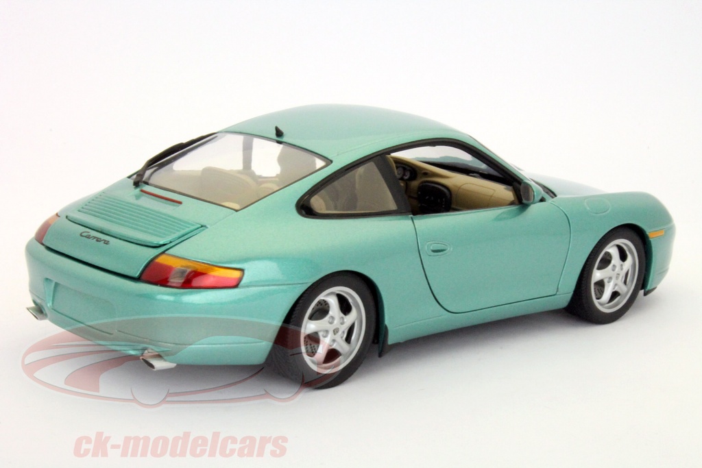 UT-Models 1:18 ポルシェ996カレラクーペミントグリーンメタリック分UT 