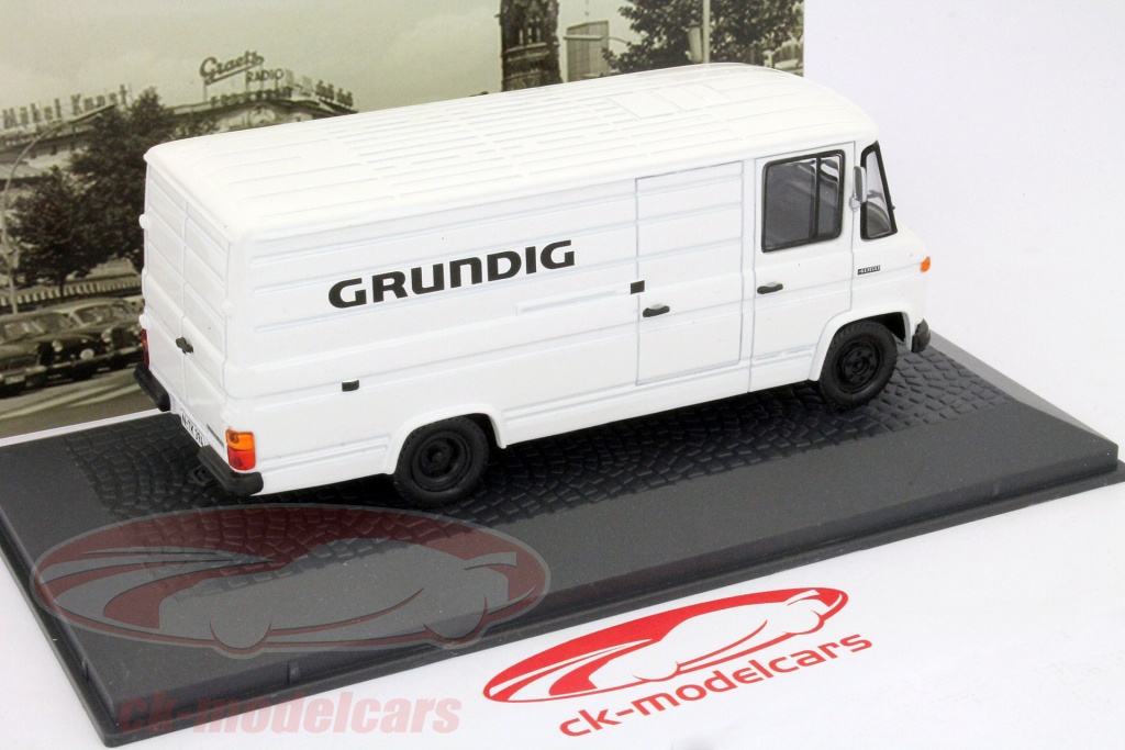 Atlas 1:43 Mercedes-Benz LP 608 Box-Trailer Möbel Boehme Año 1972 Menta Verde 7421123