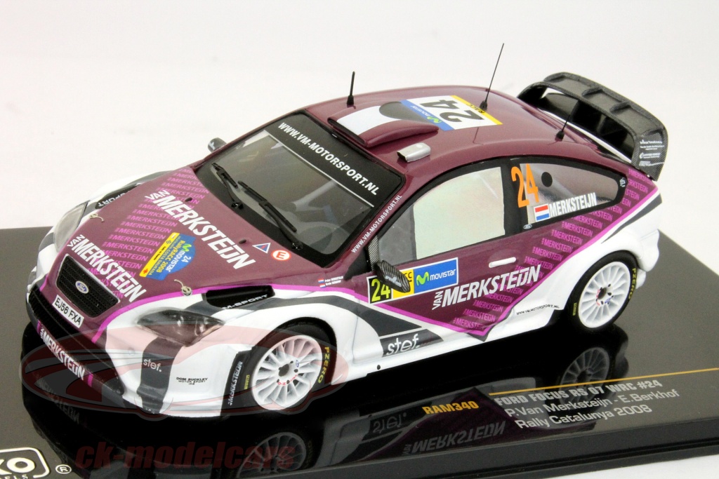 Looks Like a Car: Ford Focus RS WRC rims pictures