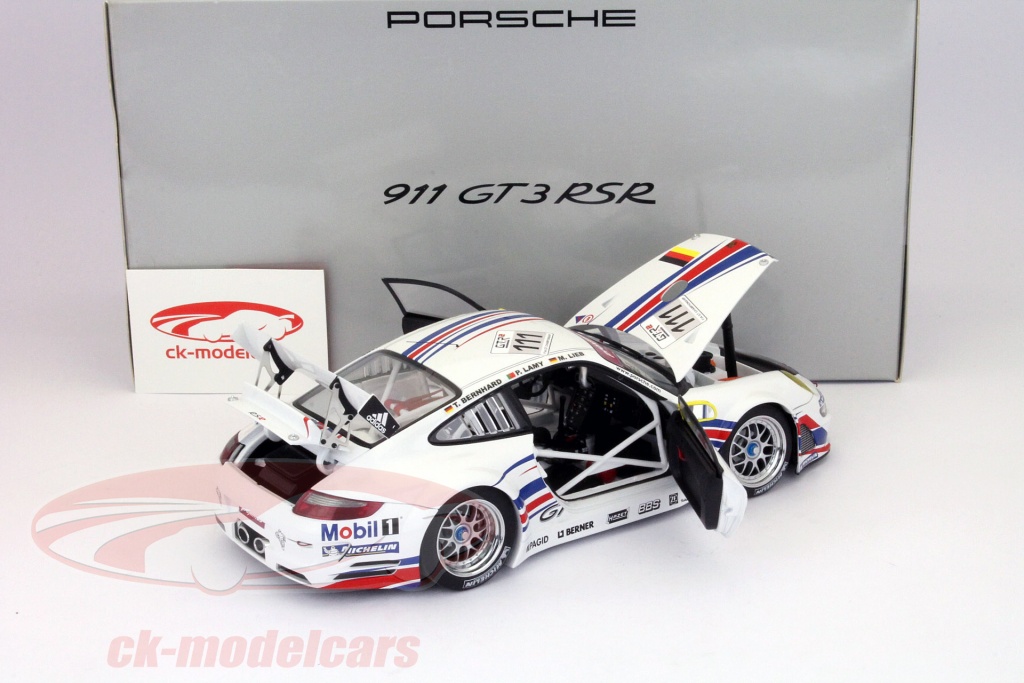 未開封 1/18 AUTOart ポルシェ GT3 RSR 2006 #21