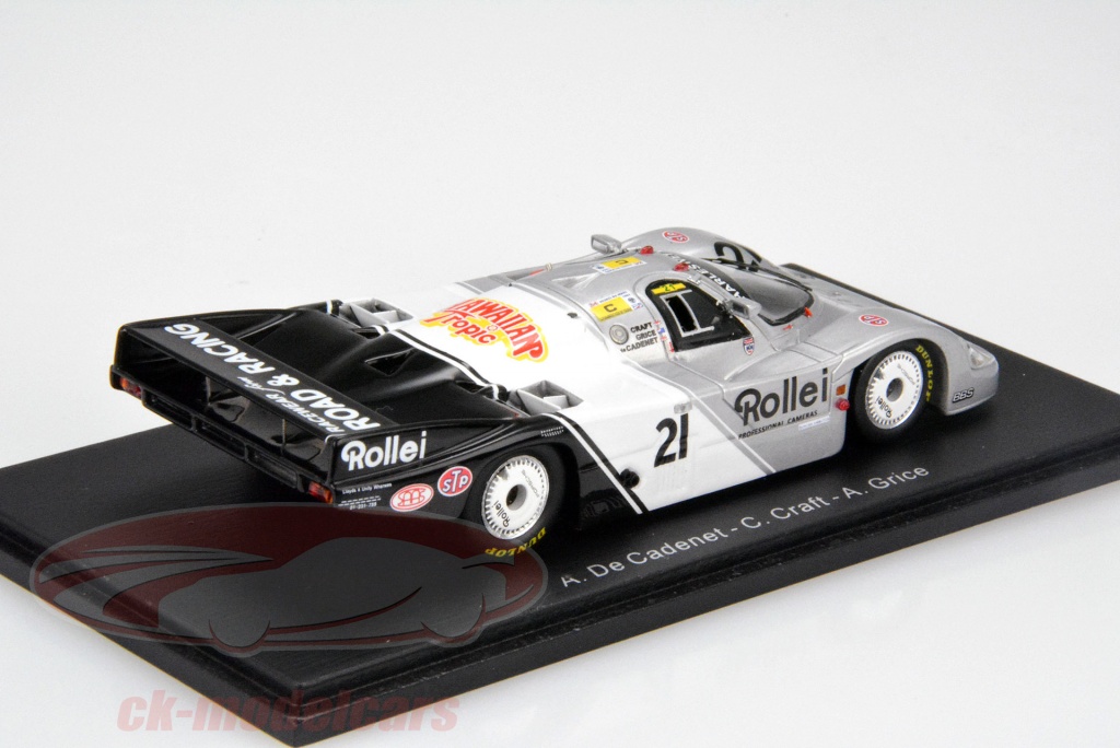 Keenso Modèle de voiture jouet 1:36 Modèle de voiture en métal moulé Keenso Modèle de voiture jouet 1:36 Modèle de voiture en métal moulé