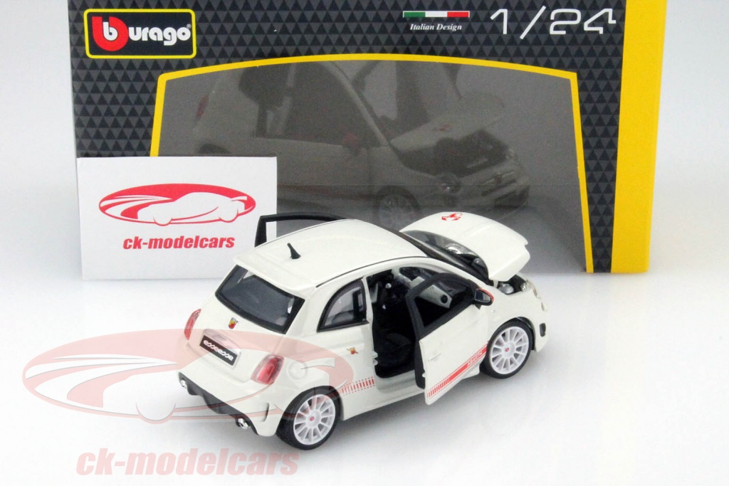 Bburago 1:24 Fiat 500 Abarth Esseesse Jaar 2011 wit 18-22121