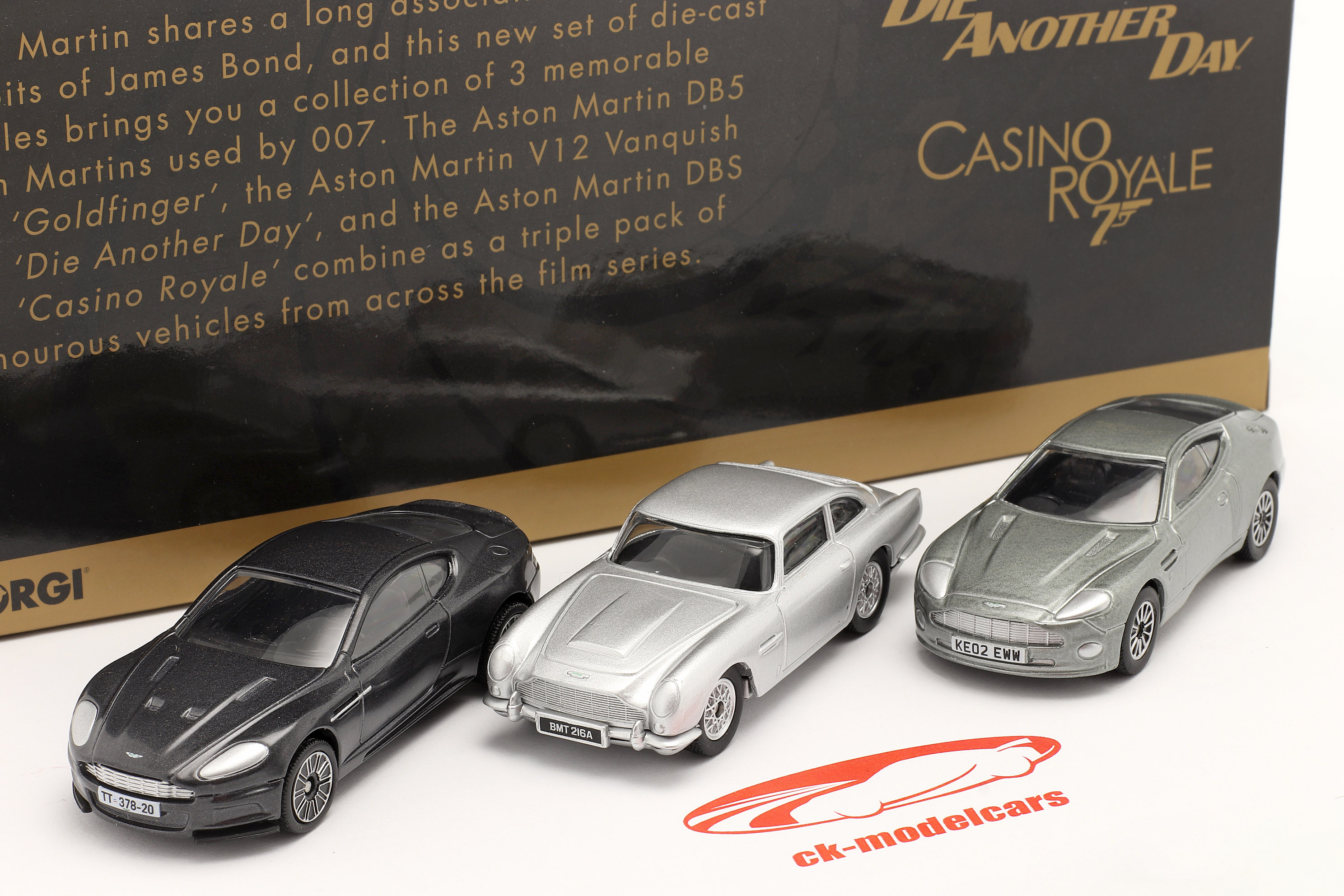 3-Car Set Aston Martin Collection James Bond argent 1:43 Corgi