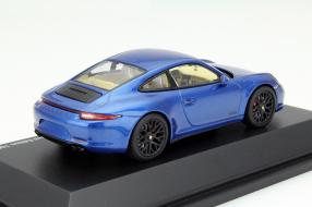Modell Porsche 911 / 991 GTS Schuco Maßstab 1:43