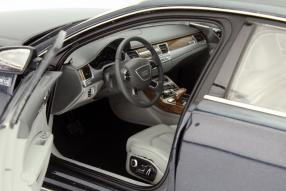 model car Audi A8 scale 1:18
