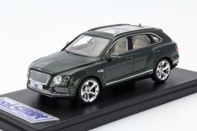 model car Bentley Bentayga scale 1:43