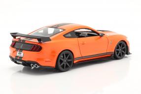 modelcars Ford Mustang Shelby GT500 1:18 Maisto