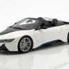 Reinforcement for the topic electricity: Twice BMW i8 Roadster 2018