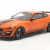 Orange double: Ford Mustang Shelby GT500 in 1:18