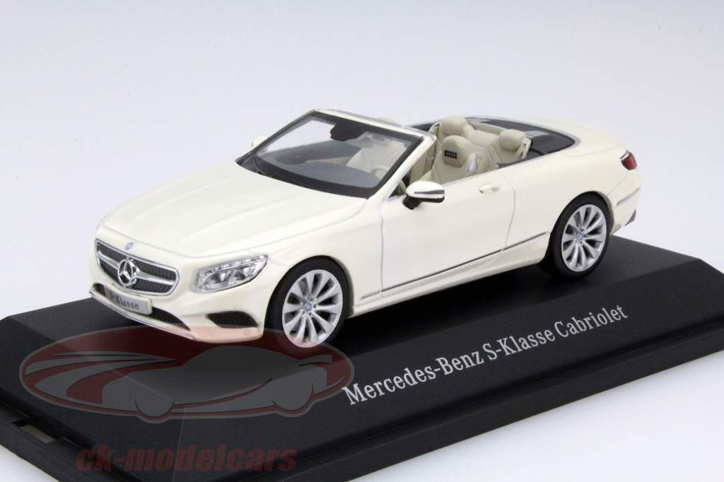 1:43 Mercedes-Benz E-Class E-Klasse Coupe Cabriolet White Diecast Car Model