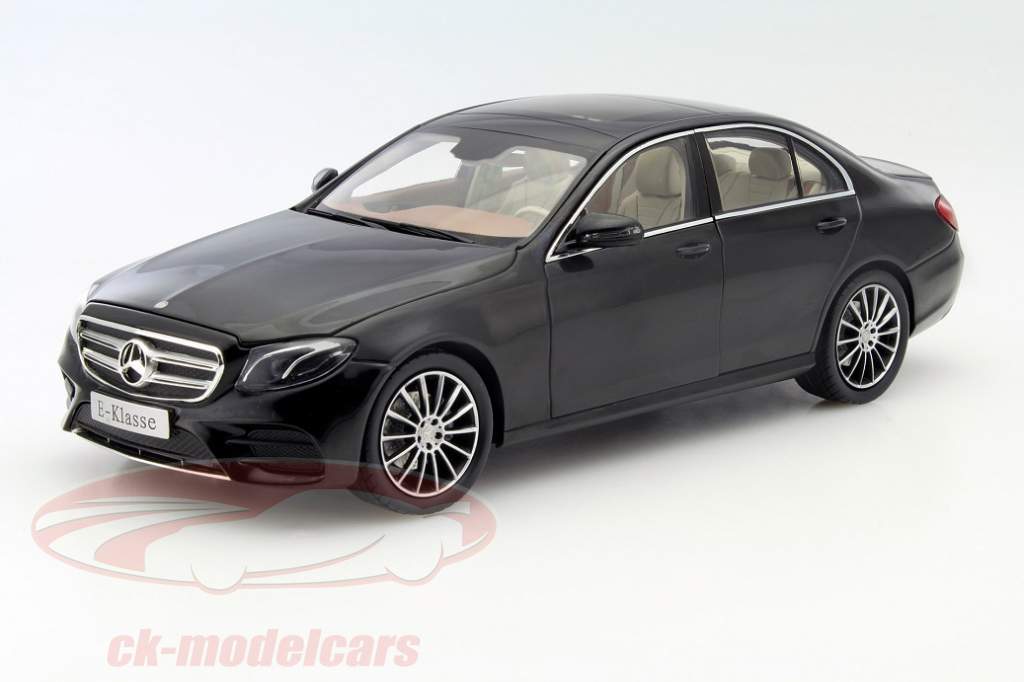 Neue Mercedes-Benz E-Klasse jetzt als Modell in 1:18