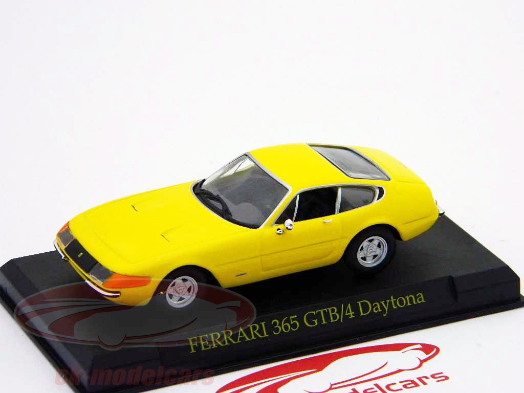 中古」 空手 道着 新極真会2号子ども用FERRARI 365 GTB/4 中古」 空手 道着 新極真会2号子ども用FERRARI 365 GTB/4