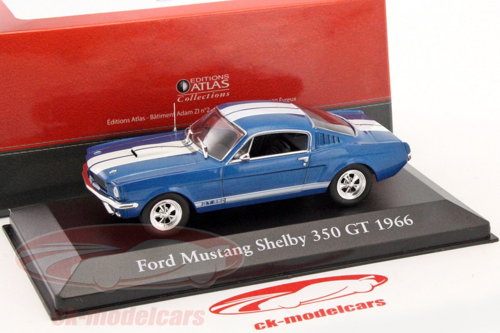 Ford Mustang GT Convertible a escala 1/43 New Ray
