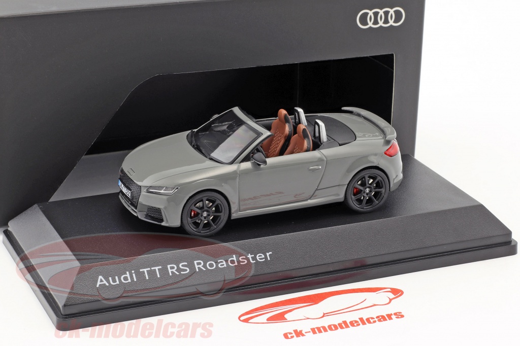 Audi TT RS Coupé 2017 Catalunyarot 1/43 IScale 5011610431