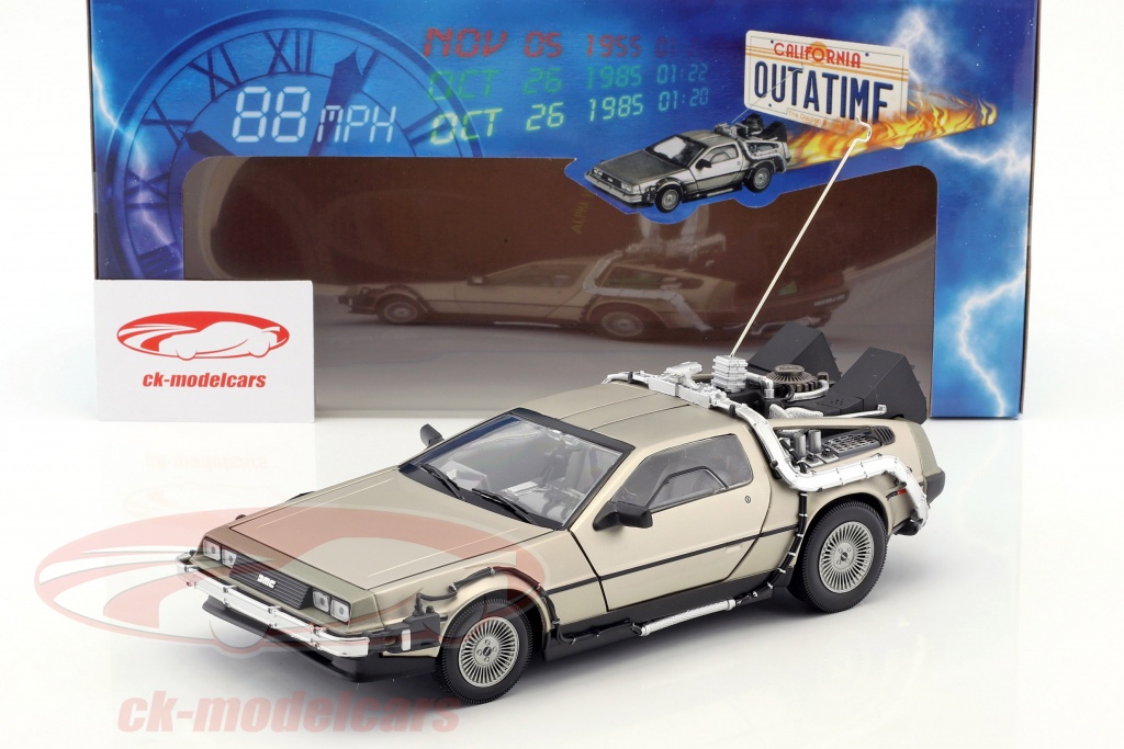 Sun Star Models 1 18 バック トゥ ザ フューチャーパート1 分サンスターのデlorean Dmc 12 2711f モデル 車 2711f