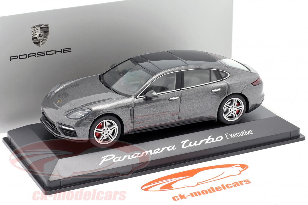 Herpa Porsche Panamera G2 2 Generation Tief Schwarz Metallic Ab 2016 1/43 Modell Auto mit individiuellem Wunschkennzeichen