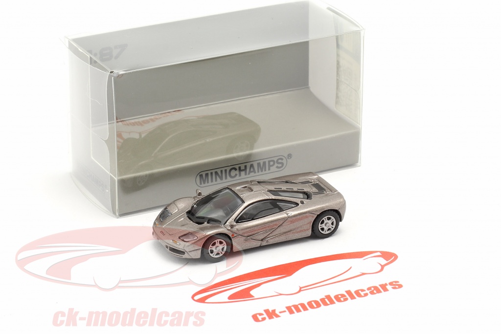 McLAREN F1 ROADCAR dark blue metalic 1/12 MINICHAMPS 530133128 voiture miniature