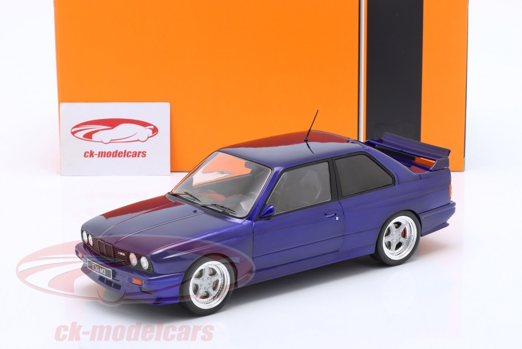  Ixo 1:18 BMW M3 (E30) año de construcción 1989 azul oscuro 18CMC122.22 modelo coche 18CMC122.22 4895102337446